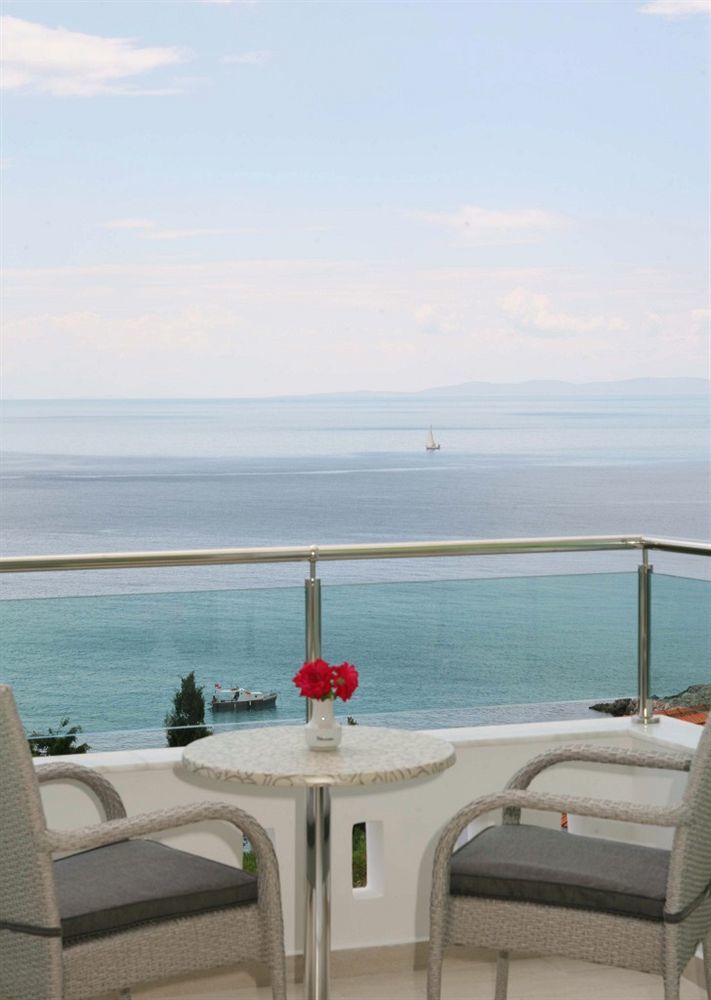 Princessa Riviera Resort Питагорио Екстериор снимка